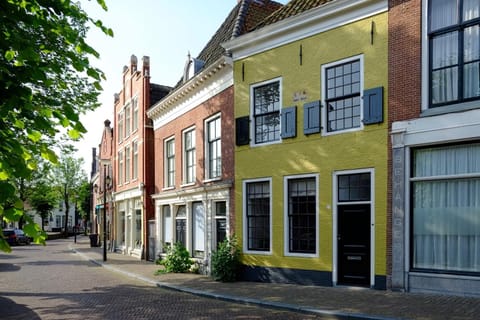 Facade/entrance, Spring, Street view