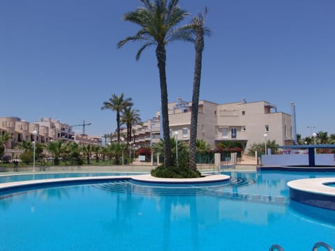 Property building, Day, Pool view, Swimming pool