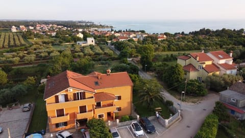 Anita's Terrace Apartment Bed and Breakfast in Istria County