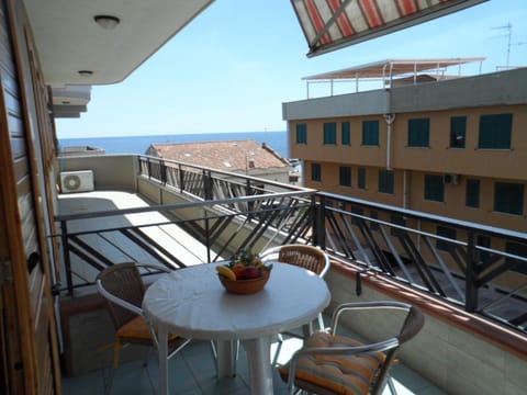 Garden view, Mountain view, Sea view, Quiet street view, Inner courtyard view