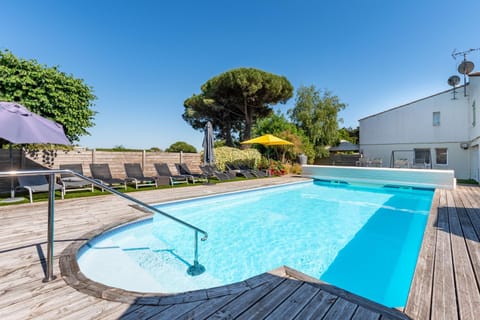 Pool view, Swimming pool, Swimming pool