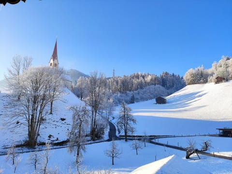 Nearby landmark, Natural landscape, Winter