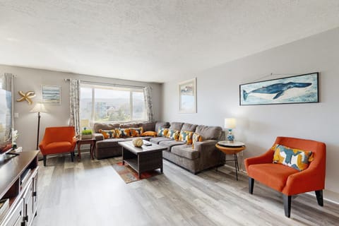 Riverwalk Apartment in Seaside