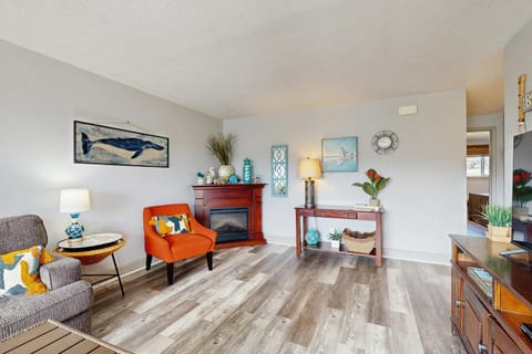 Riverwalk Apartment in Seaside