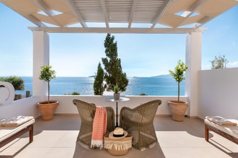 View (from property/room), Balcony/Terrace, City view