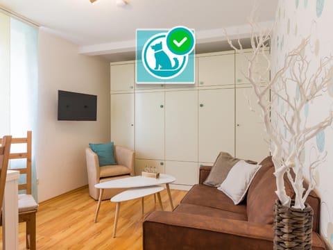 TV and multimedia, Seating area