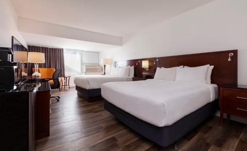 Bed, TV and multimedia, Coffee/tea facilities, Photo of the whole room, Bedroom