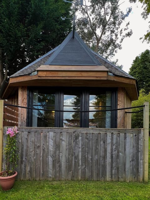 Ivybank Villa Apartment hotel in Scotland