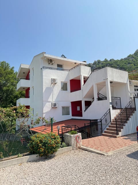 Apartmani Stanisic Apartment in Montenegro