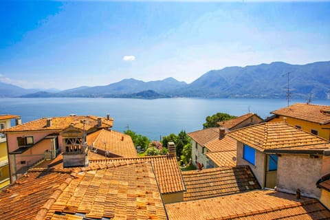 Lake view, Mountain view