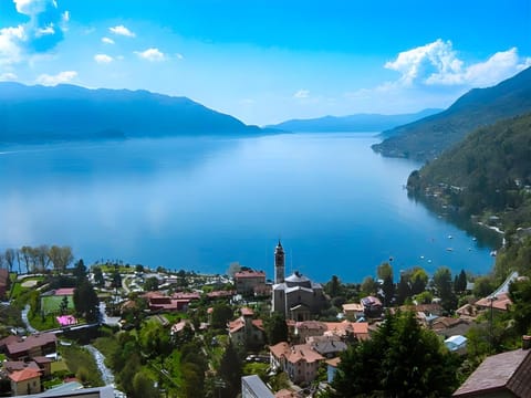 Lake view, Mountain view