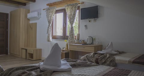 Resort Big House Plitvička jezera Campground/
RV Resort in Lika-Senj County