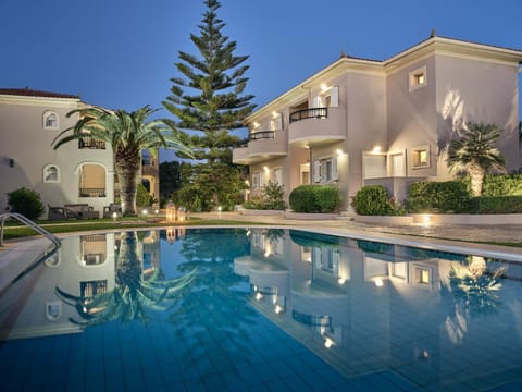 Property building, Swimming pool