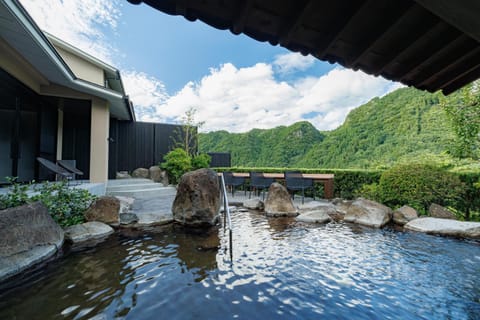 Open Air Bath