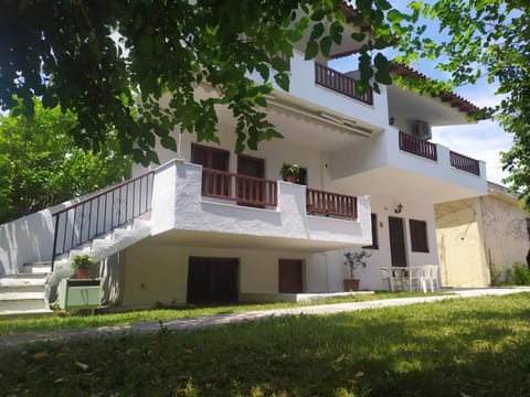 Alexandra Apartments Apartment in Halkidiki