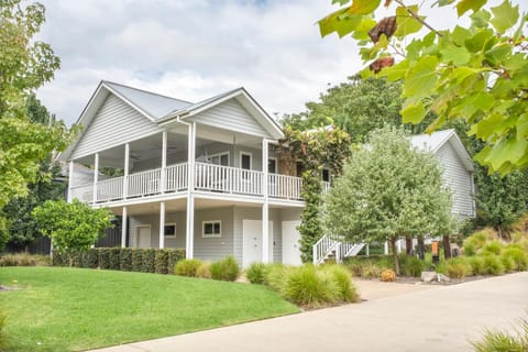 Property building, Garden view