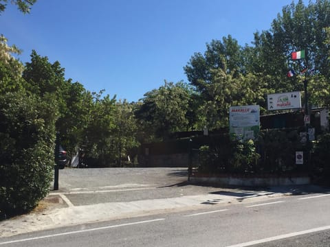 Day, Neighbourhood, Street view