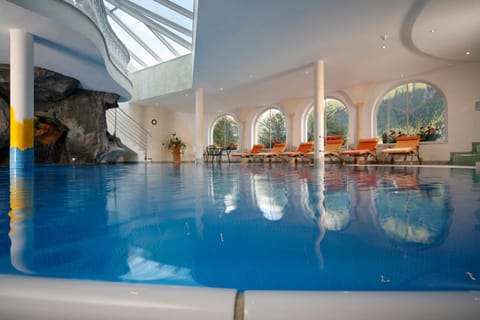 Winter, Swimming pool