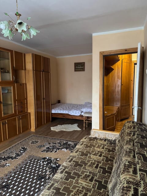 Photo of the whole room, wardrobe