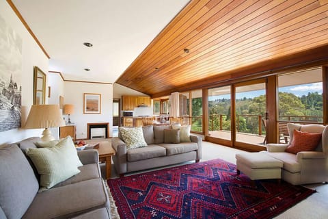 Natural landscape, Living room, Seating area