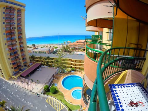 View (from property/room), Balcony/Terrace, Beach, Pool view, Sea view
