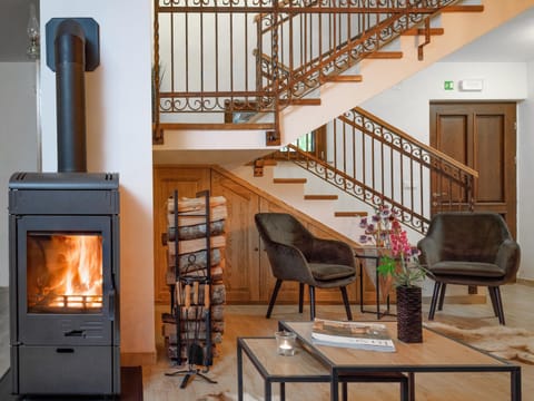 Living room, Lounge or bar, Seating area