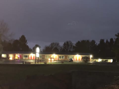 Baw Beese Inn Motel in Ohio