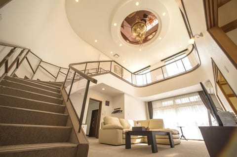 Living room, Photo of the whole room