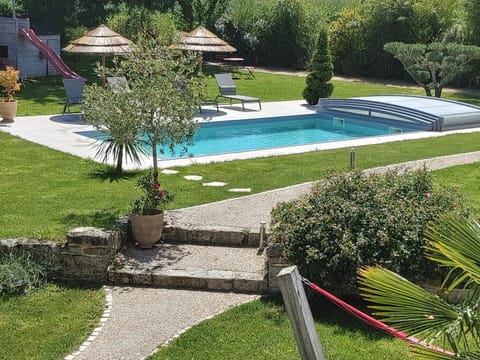 Garden, Swimming pool