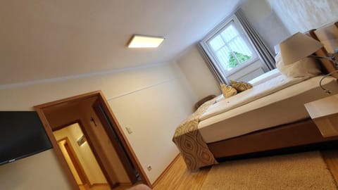 Hotel Zum Anker-THULLs Restaurant Hotel in Trier-Saarburg