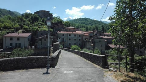 Neighbourhood