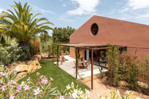 Spring, Day, Garden, View (from property/room), Garden view