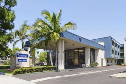 Property building, On site