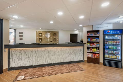 Lobby or reception, On site