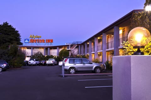 Property building, Facade/entrance