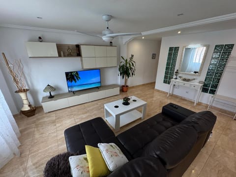 TV and multimedia, Seating area