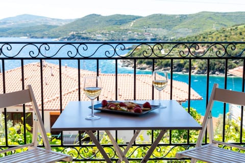 Avli Apartments Apartment in Halkidiki