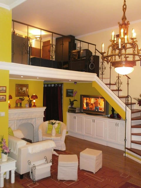 Lobby or reception, Lounge or bar