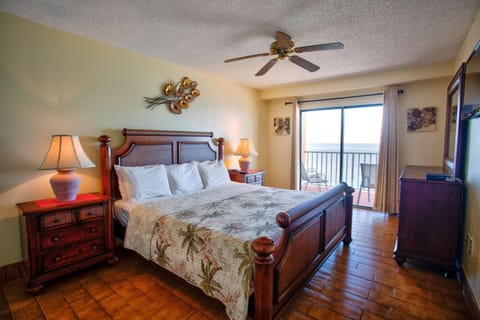 405 - Las Brisas House in Madeira Beach