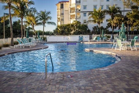 202-S - Sunset Vistas House in Treasure Island