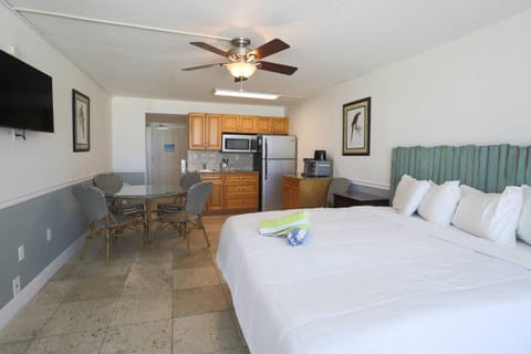 209 Suite - Island Inn House in Treasure Island
