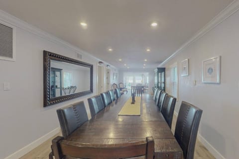 Yoda Beach House House in Madeira Beach