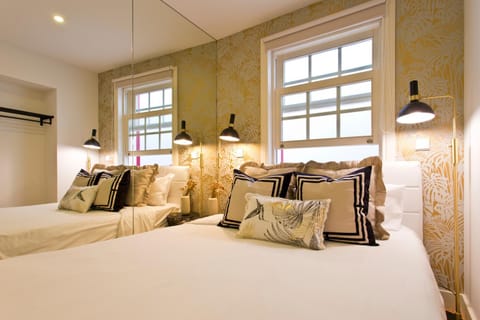 Bed, Bedroom, VIP