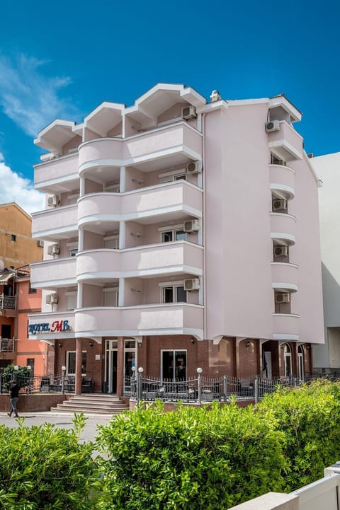 Property building, Day