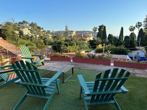 Hôtel La Villa Patricia - Charme et Tradition Hotel in Saint-Jean-Cap-Ferrat