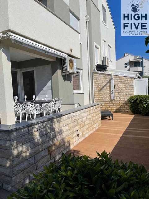 Patio, Garden, Balcony/Terrace