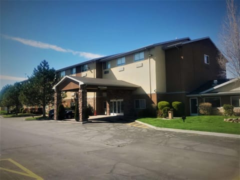 Property building, On site