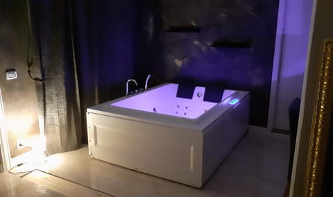 Gold House Bed and Breakfast in La Spezia