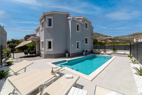 Villa Ban Apartment in Šibenik-Knin County, Croatia