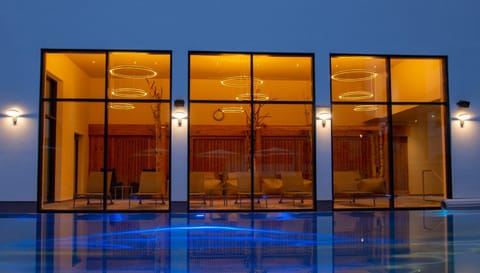 Spa and wellness centre/facilities, Swimming pool